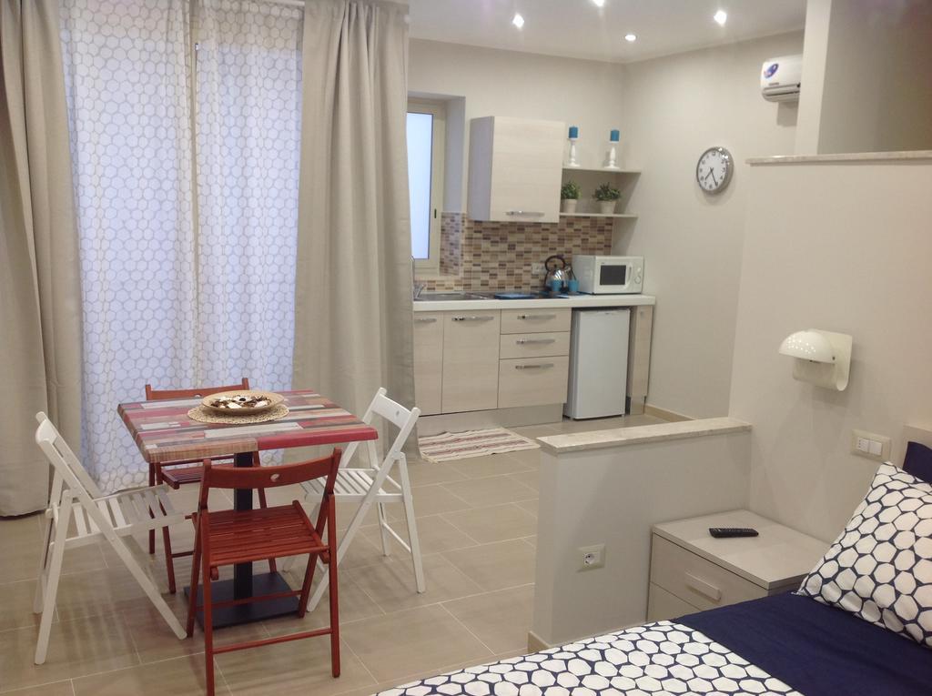 Appartement Casa Lucrezia à Giardini-Naxos Extérieur photo